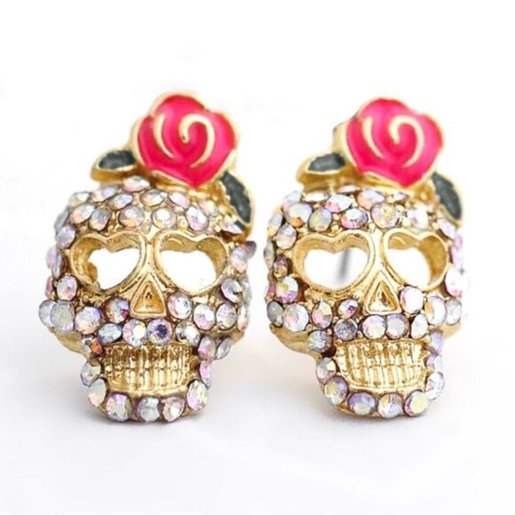 Enchanting Sparkly Crystal Encrusted Skull Studs - Picture 2 of 6